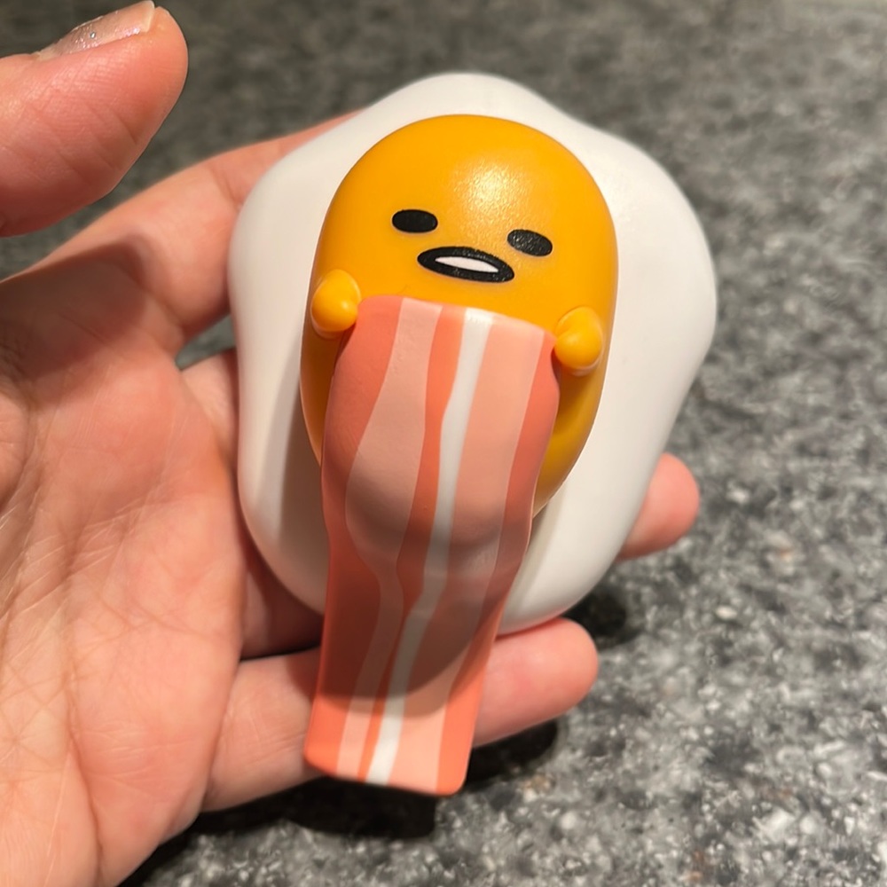 Talking GUDETAMA Egg Sanrio Anime Kawaii Japan The Lazy Sunny Side Up Bacon Food